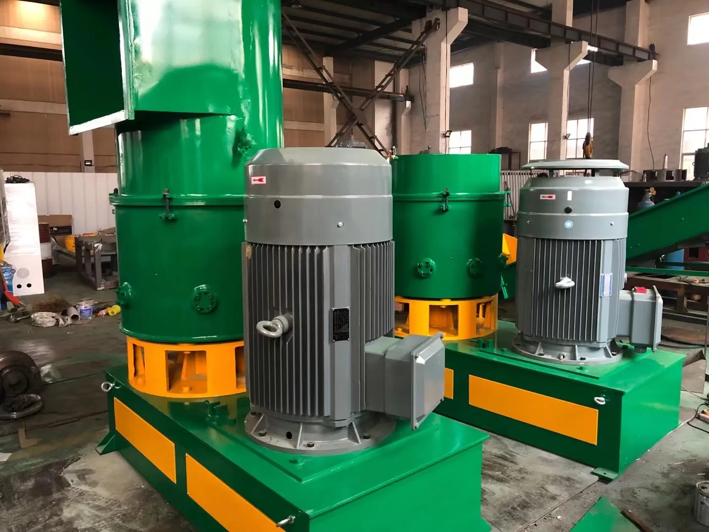 Plastic film woven bag agglomerator with agglomeration/drying/re-crystallization/compounding