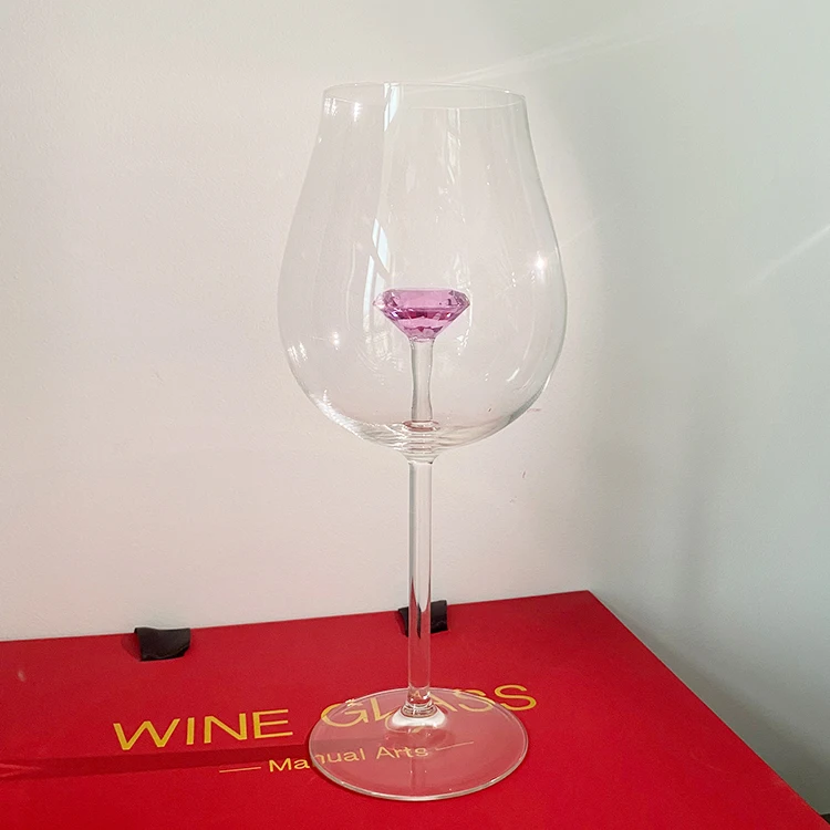 Wholesale 700ml creative Diamonds Lead Free glass wine goblet for party weeding