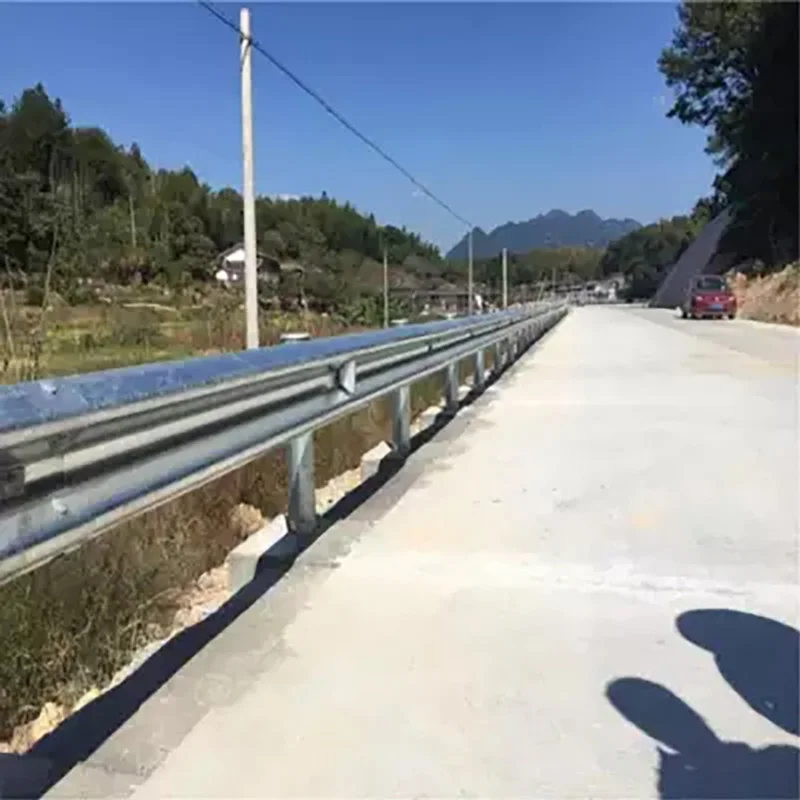 New products easy to install highway guardrails for rapid deployment construction guardrail