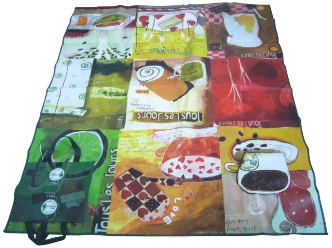 Wholesale High Quality Waterproof Custom Printed Outdoor Camping Folding PP Woven Plastic Beach Picnic Mat with shopping bags