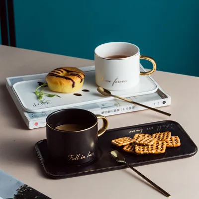 
exquisite gold rim glossy green bulk cup and saucer sets / coffee porcelain cup and saucer set for gift 