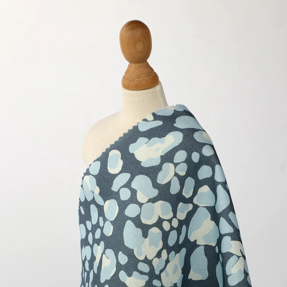 Factory Wholesale custom print speckled pattern fabric Comfortable and breathable 55%linen 45%viscose for womens clothing