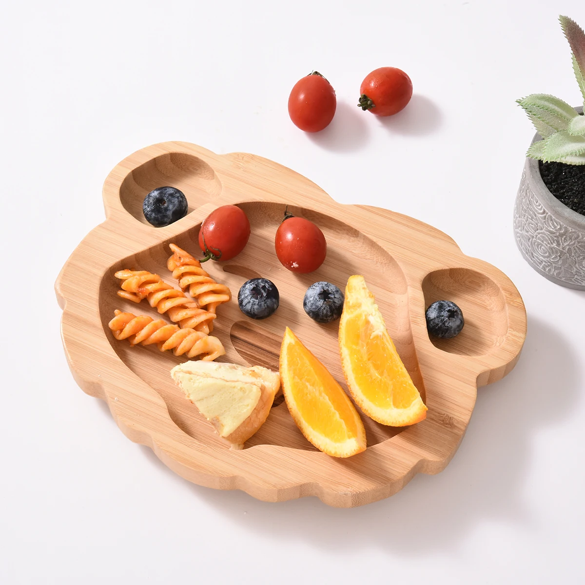 100% Natural Wooden Baby Dinner Plate Baby Bamboo Suction Plate Eco Friendly Lovely Bamboo Animal Baby Plate