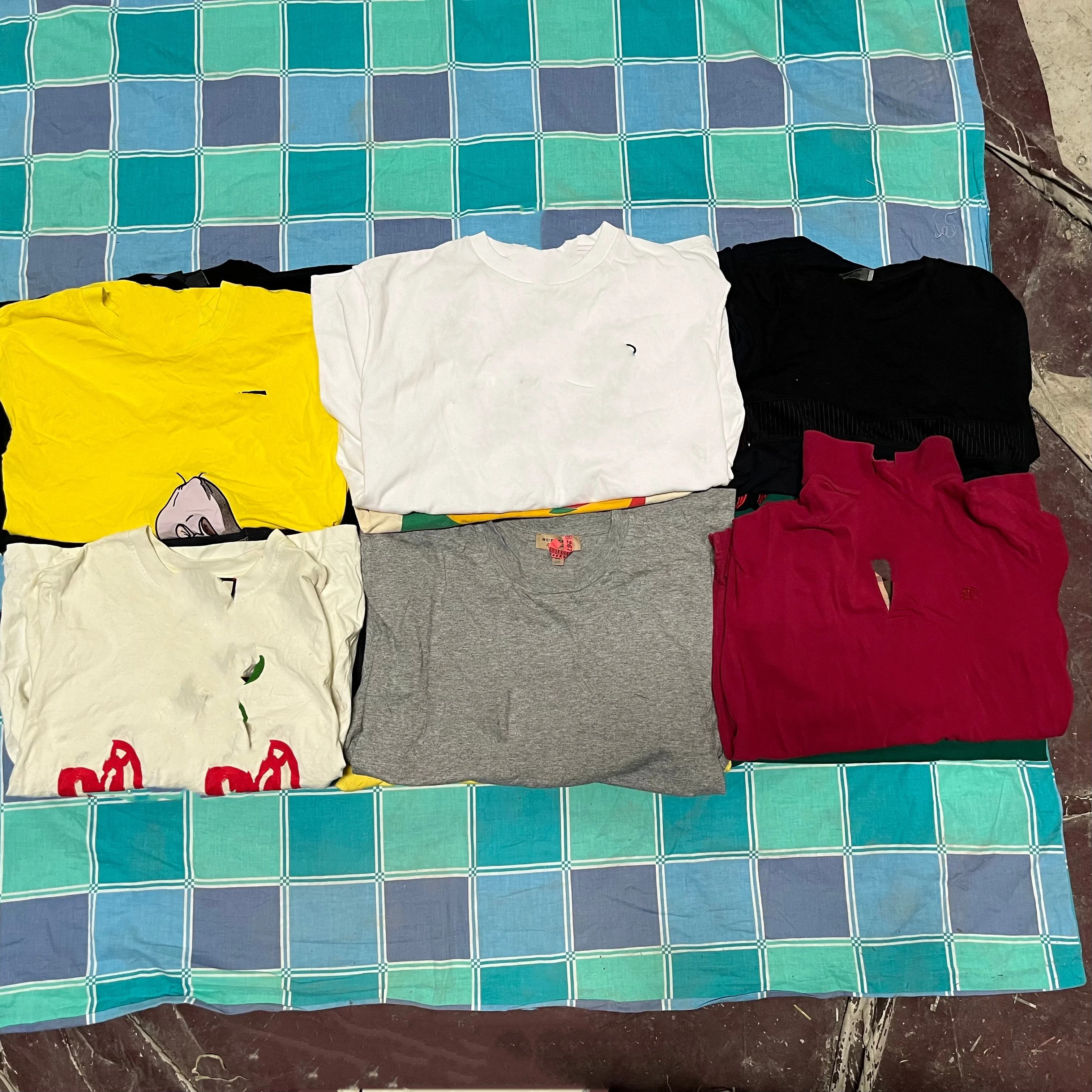 C04 luxury summer used clothes ukay t-shirt short pants dress second hand for man or woman fashion style cloth