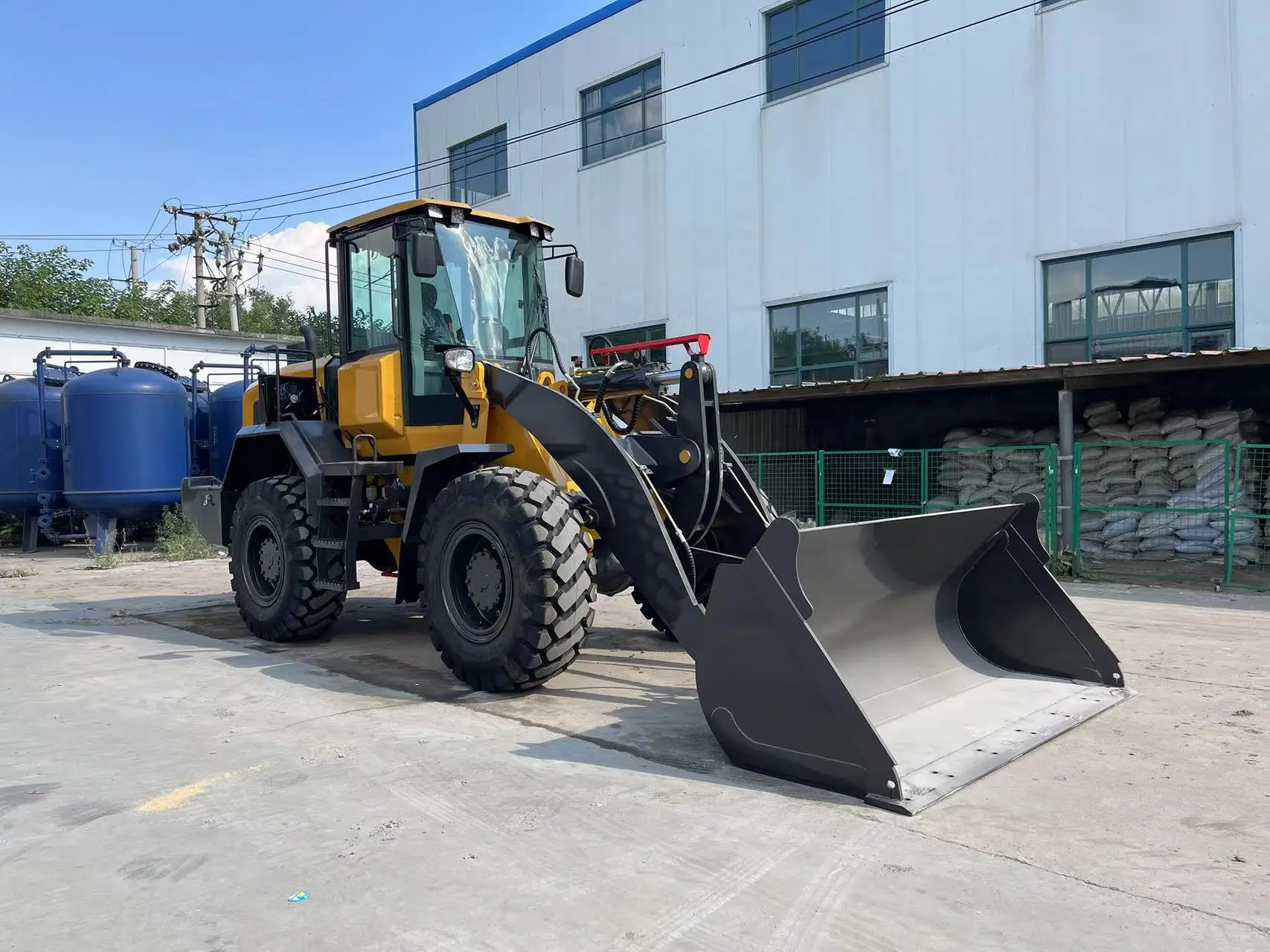 3.5 TON 1.7 cbm wheel loaders YTO 936  bucket front end loader