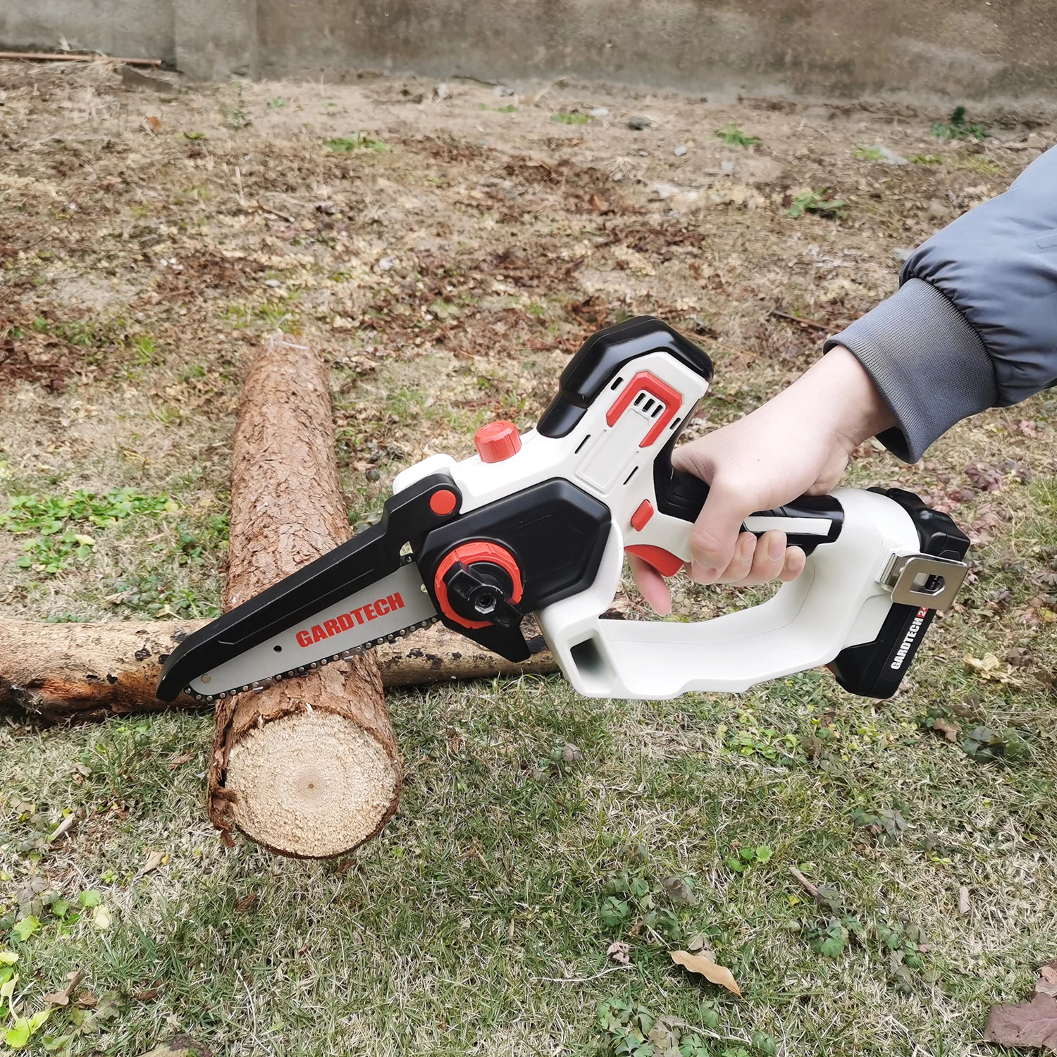 Vertak wood cutting battery powered mini chainsaw cordless portable garden 6 inch chainsaw