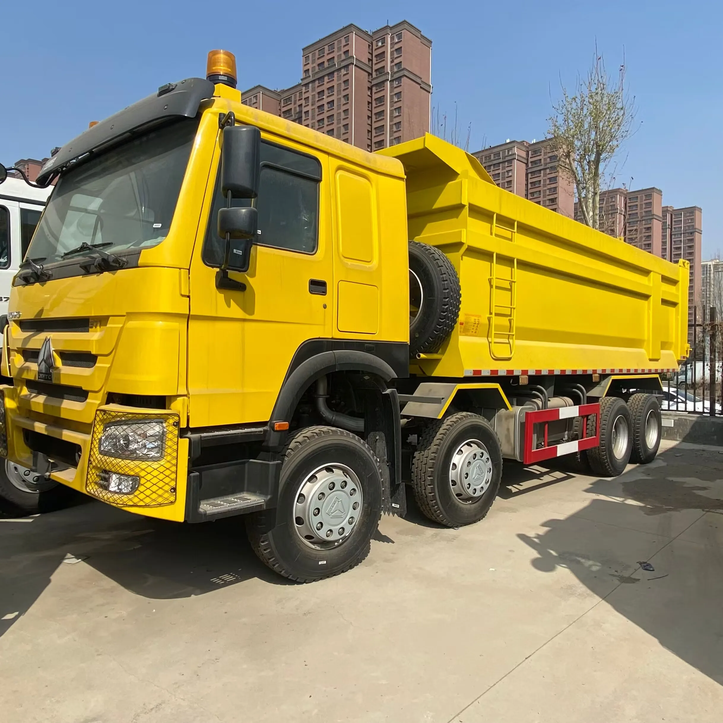 Sinotruck LHD Sinotruck Howo Dump Truck RHD HOWO Dump Dumper Truck