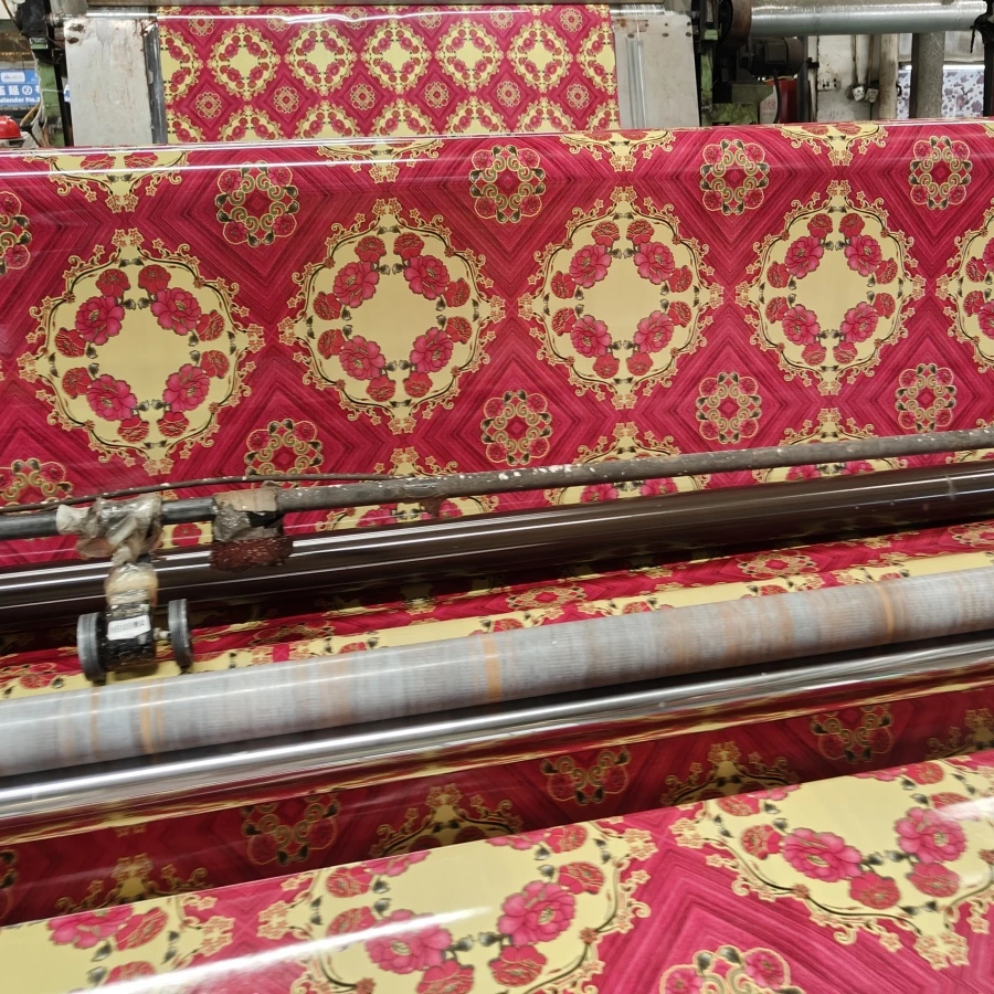 Wholesale 0.35-0.7mm Luxury Vinyl Flooring Rolls/Carpet Covering PVC Plastic flooring Roll