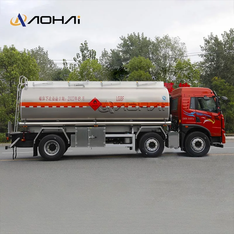 FAW New Fuel Tank Truck  20000 Liters 6X2 Oil Tank Truck Mobile Petrol Station Truck For Sale