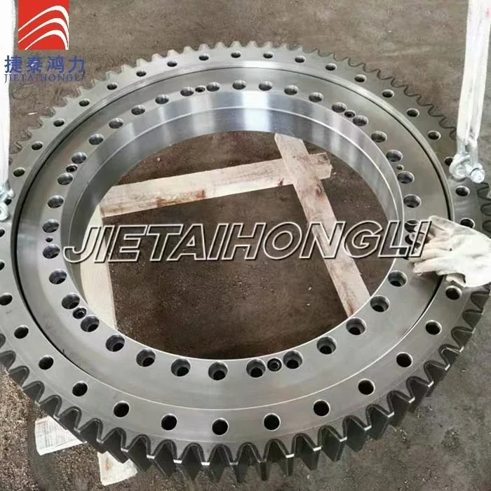 Slew bearing of kelly bar  of rotary drilling rig