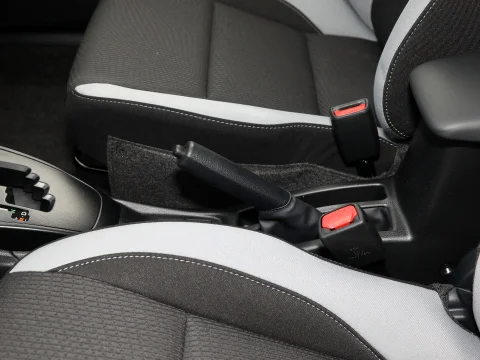 2024 автомобиль TOYOTA YARiS L Toyota Yaris Подержанный и новый в Китае топливный