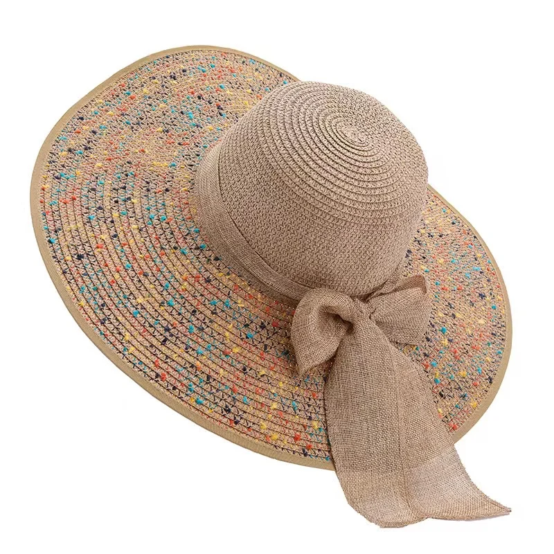 Женская соломенная шляпа