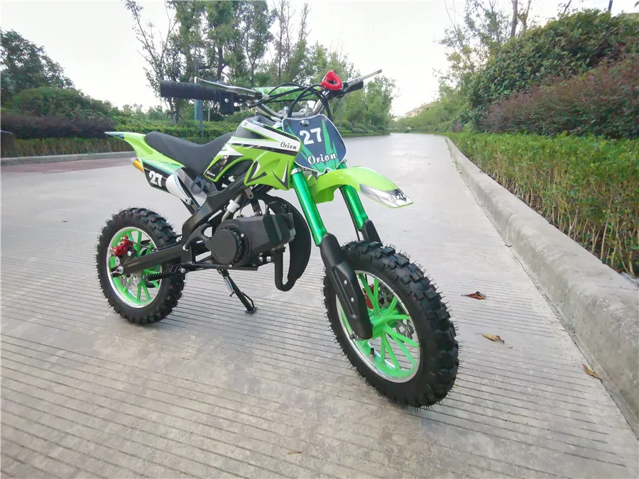 China Supplier MADEMOTO 60CC 4-WHEEL ATV 2 stroke Quad bike Pitbike China Small mini Snowmobiles for sale