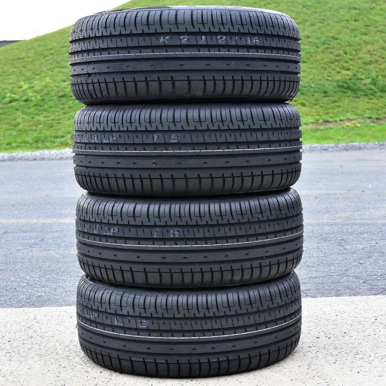 High Performance Cheap Price 215/45ZR17 215/45R17 All Season Mud PCR at All Terrain Car Tire