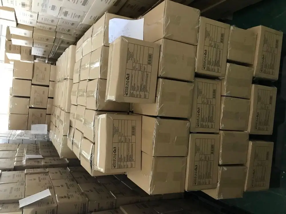 China Factory Disposable Biodegradable Plastic Spoons fork knife