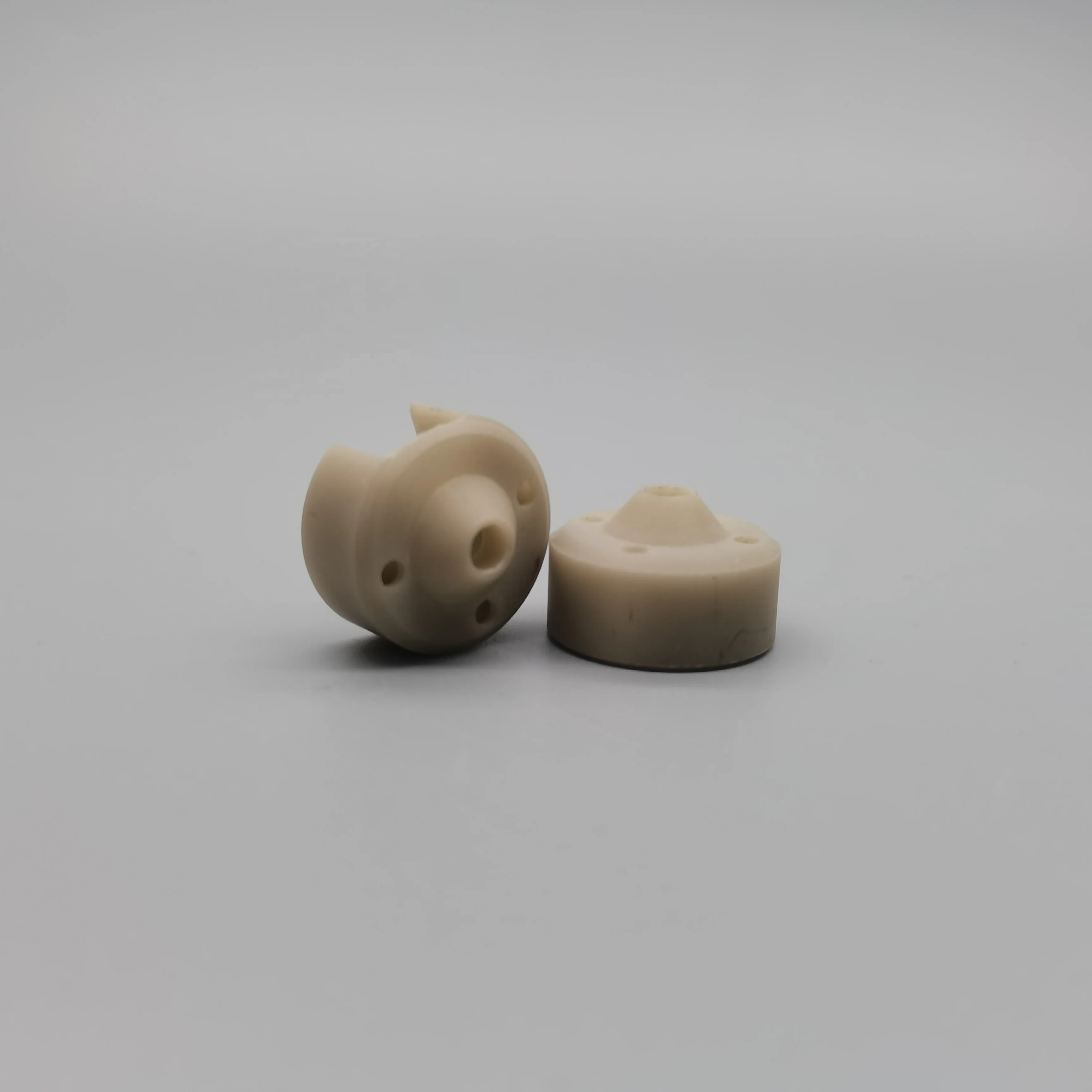 XMCERA Porous Aluminum Nitride ceramic machinable custom tubes rods