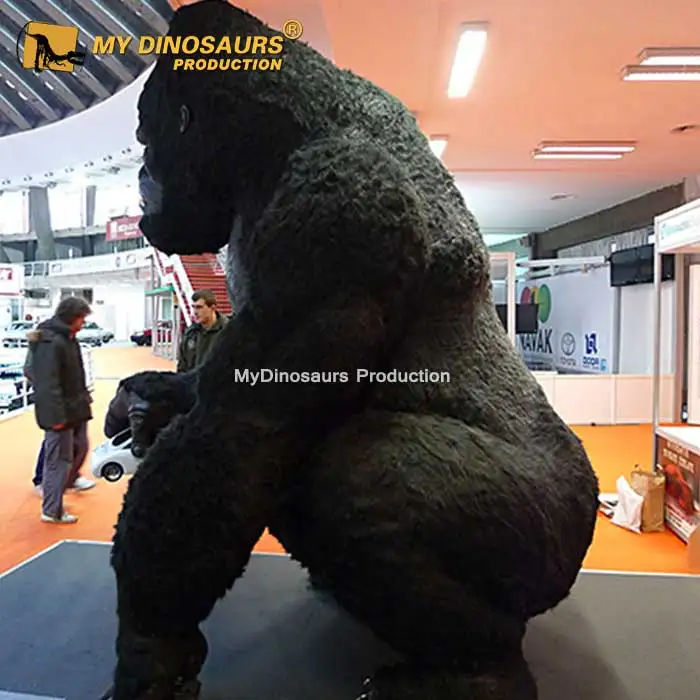 Gorilla-statue-4.jpg