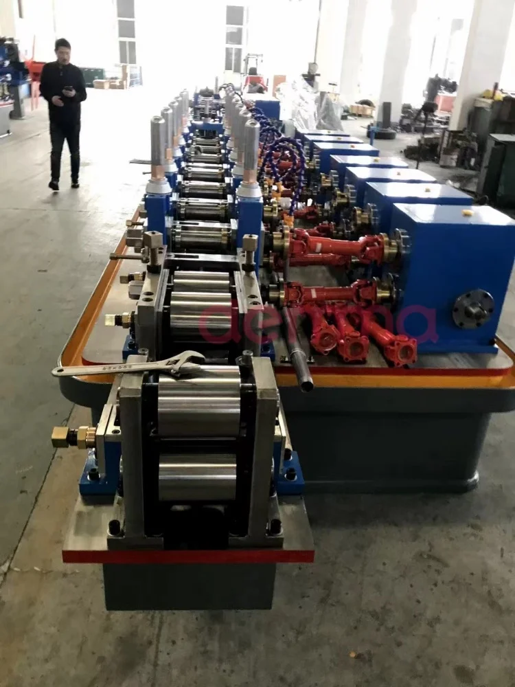 Galvanized Steel Pipe Production Line / Welded Tube Making Machinery