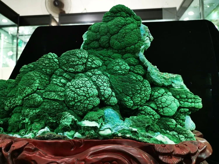 
20.9kg 47x15x37cm Factory Wholesale Natural Green Raw Stone Polished Malachite For Best Price 