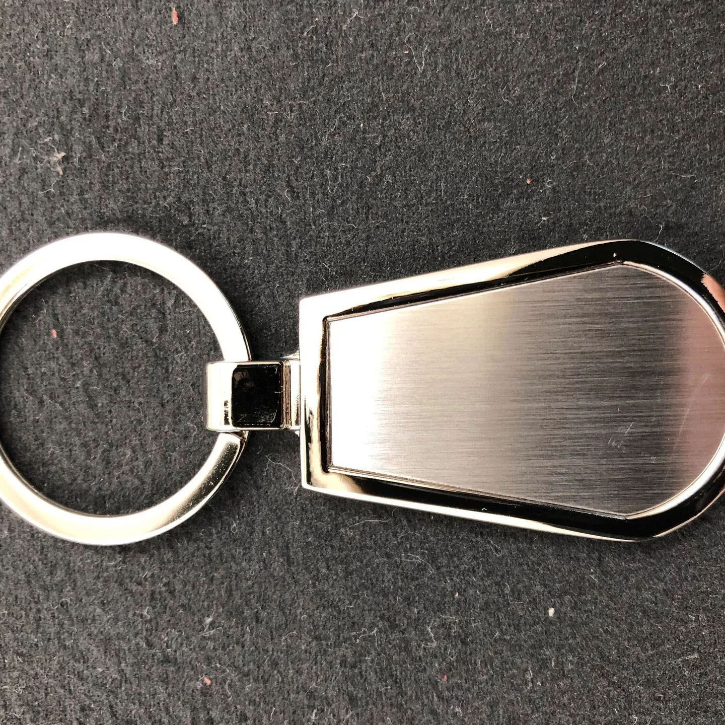 Factory Manufacturer Hot Selling 3D2D Car Keychain Wholesale Metal Anime Keychain Custom Logo Enamel Keychain