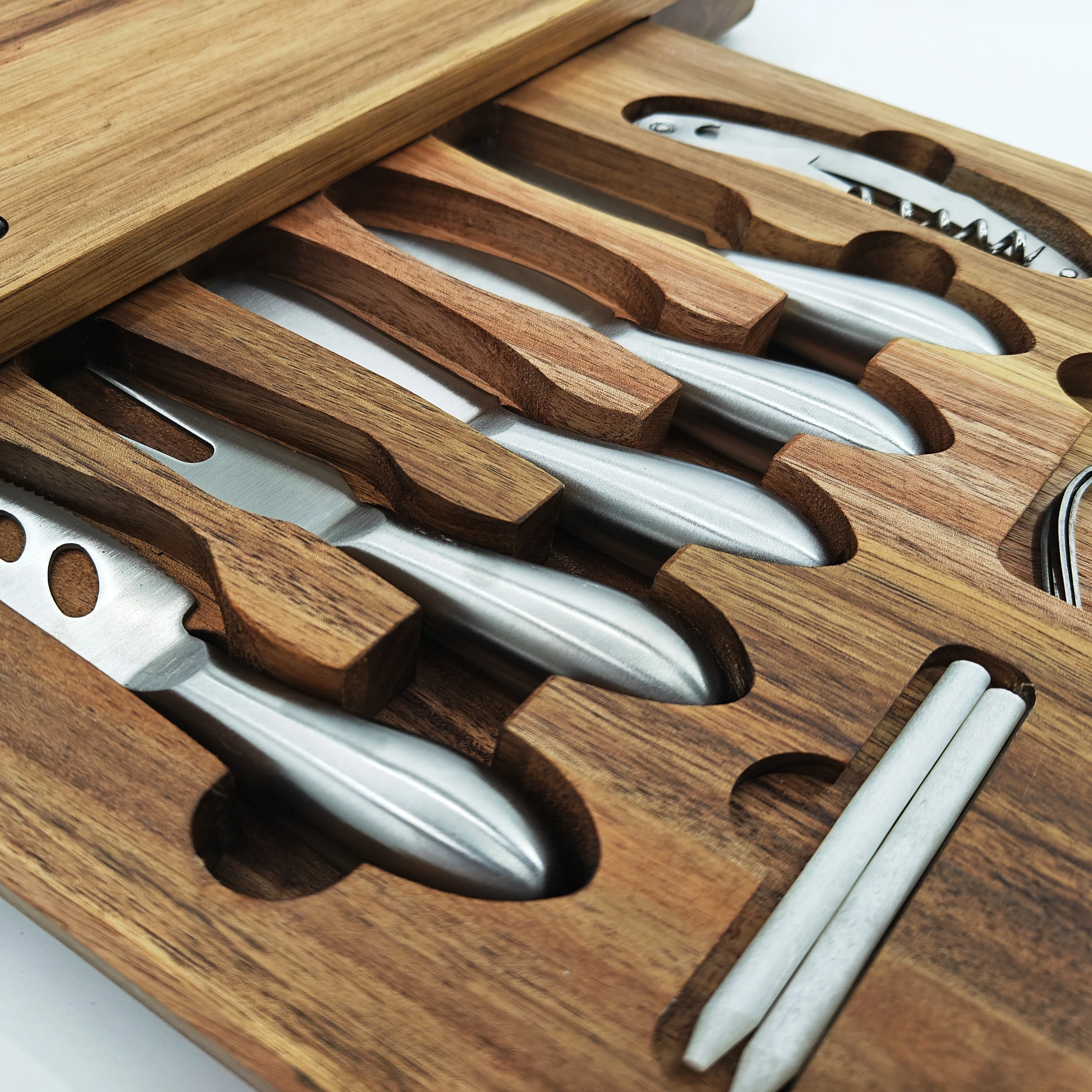 High Quality Acacia Wood Cutting Board Set Large Wooden Charcuterie Cheese Board and Utensil Set with 3 Ceramic Dishes