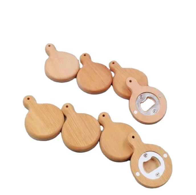 Custom LOGO Round Handheld Bartender Magnetic Wooden Opener Creative Portable Beer Bottle Opener For Household