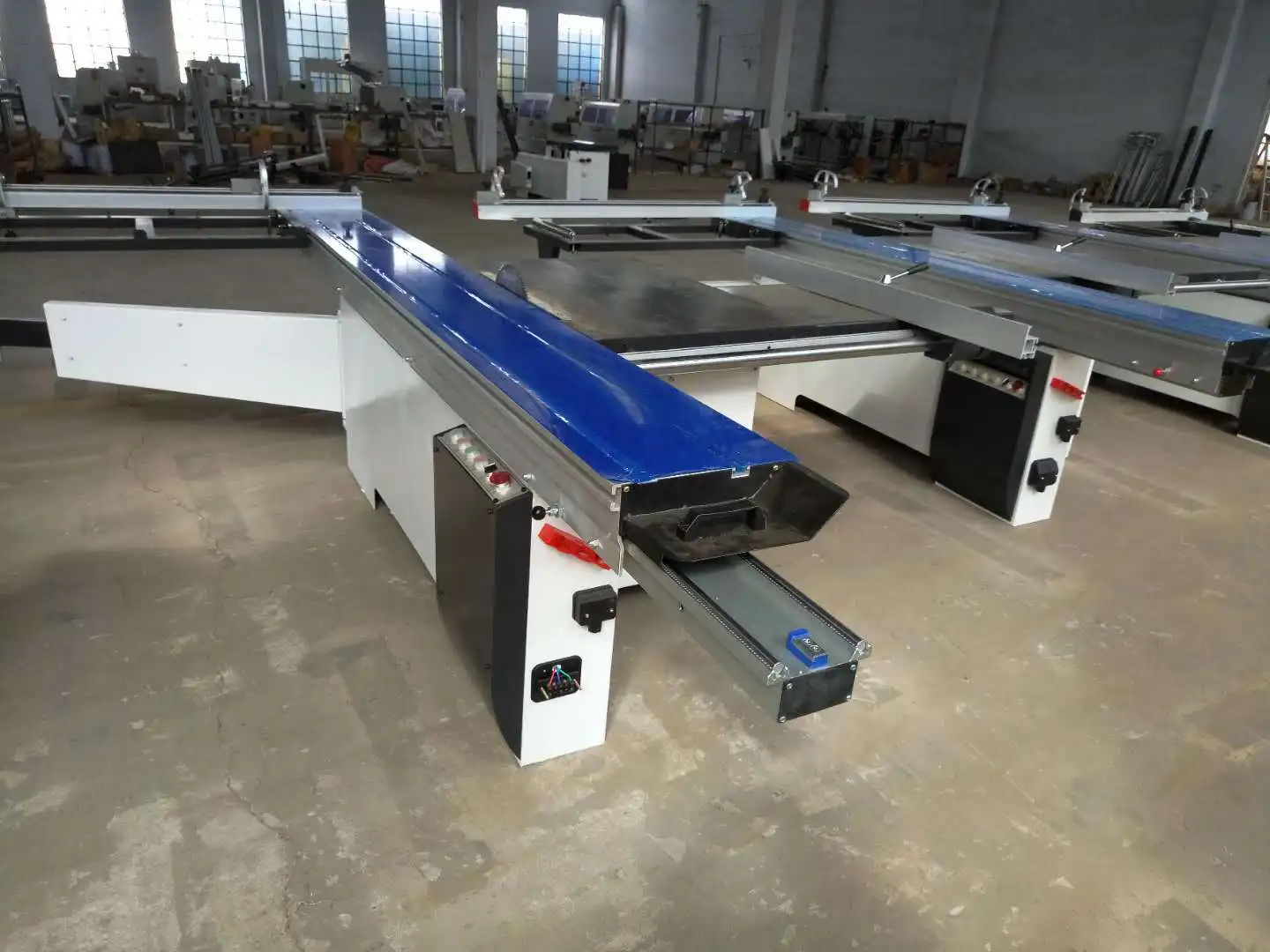 CNC Industrial Woodworking precision Wood Cutting Panel Sliding Table Saw Machine sliding table saw