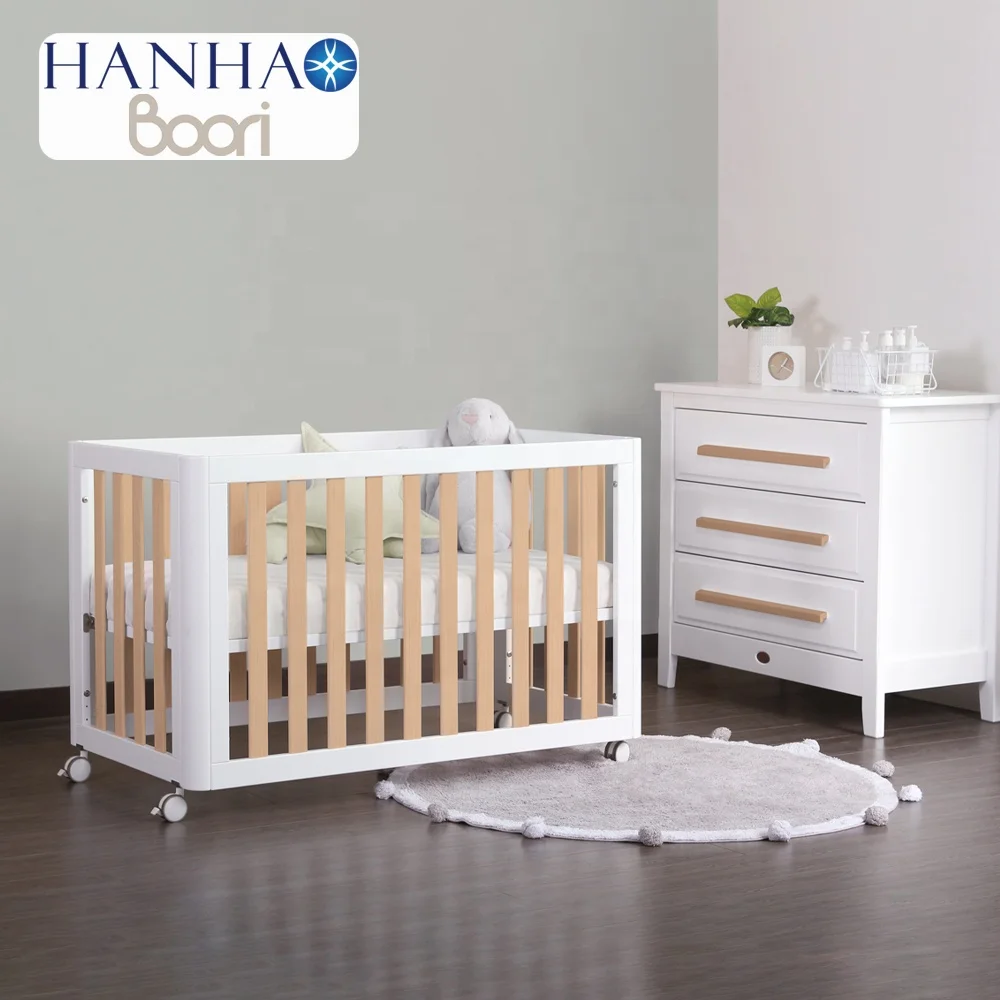 Boori Modern Nursery Furniture Wooden Height Adjustable Baby Cot With Wheels and Bedroom Chest of Drawers