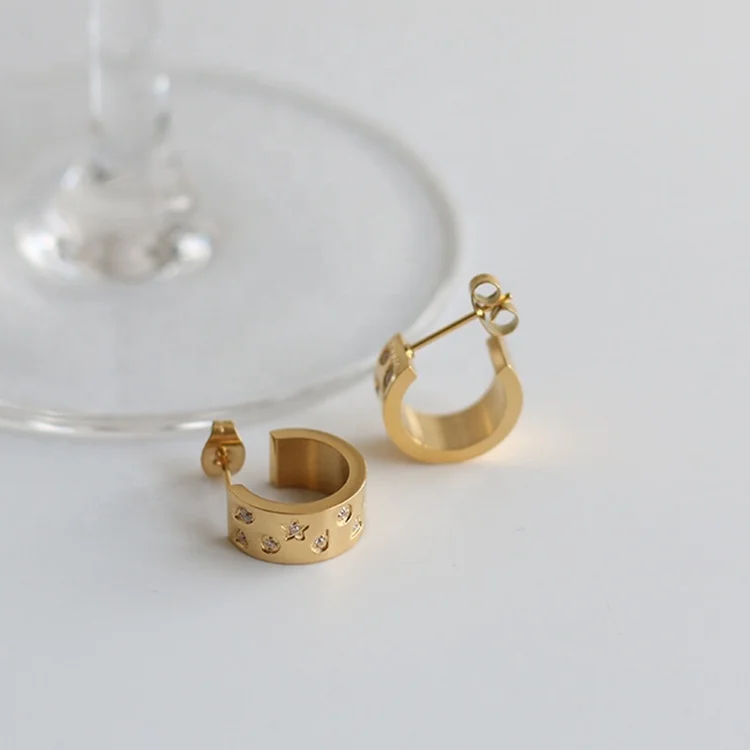  Inlay CZ Stone Star Design Earrings Minimalist Stud Huggies Classic Girls Accessories Jewelry Small Hoop Gold