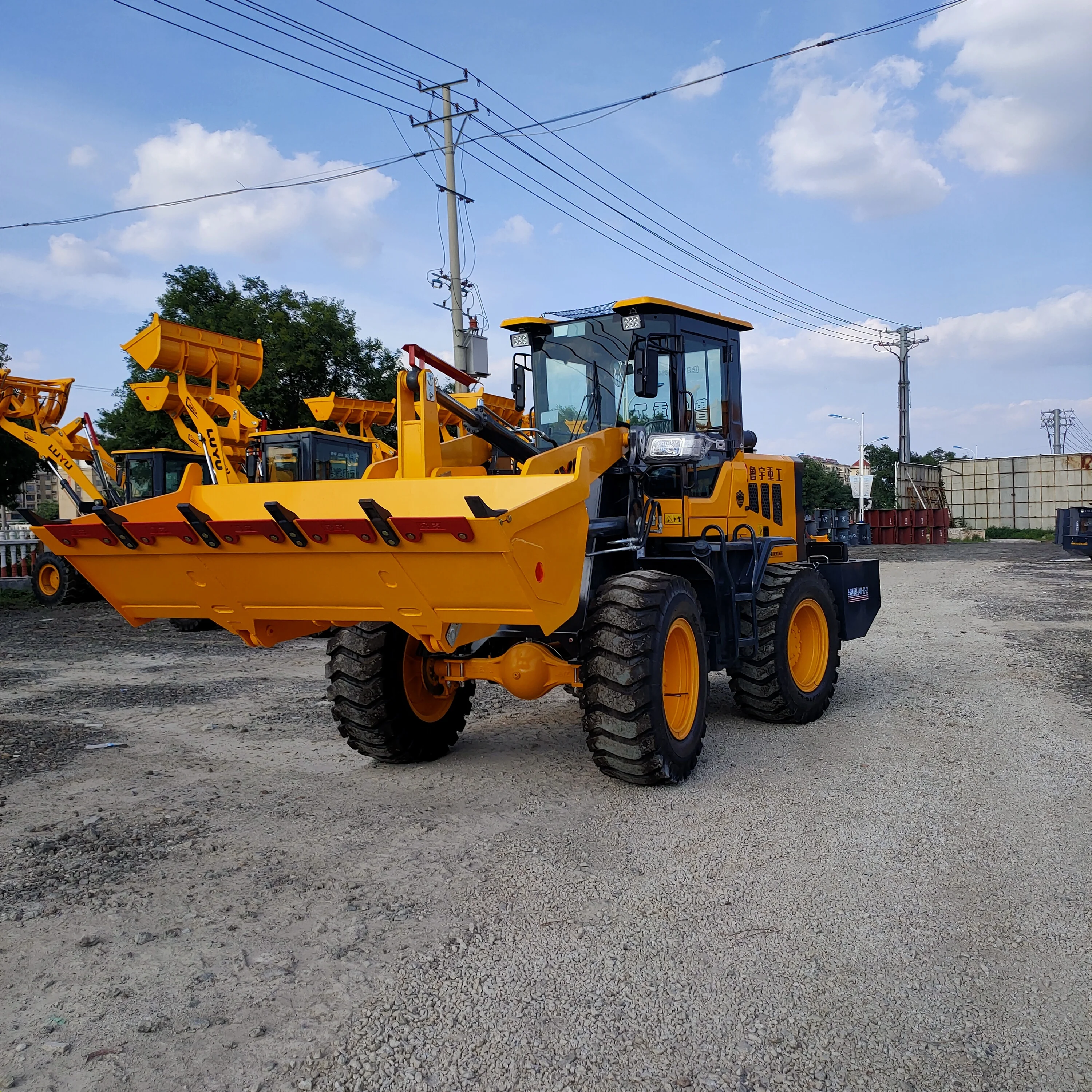  Китай 9ton 92kw шарнирный колесный погрузчик LUYU ZL946