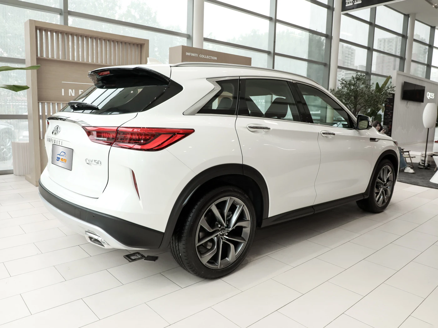 Hot Sale SUV Gasoline China Vehicle Auto New Used Infiniti Qx50 Car