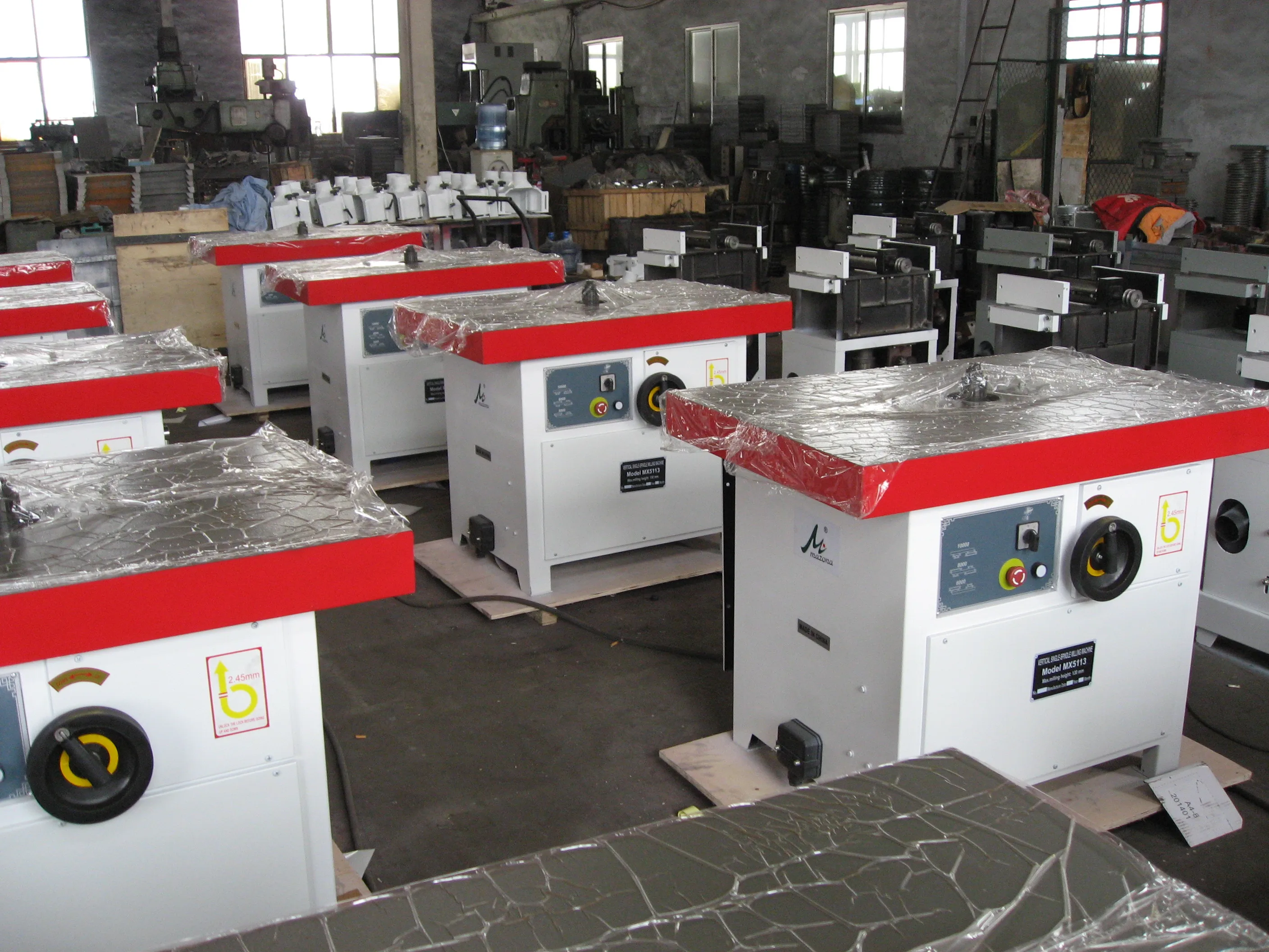 Industrial one side wood thickness planer machinery for  planning wood  board  surface smooth MB104   SHOWING