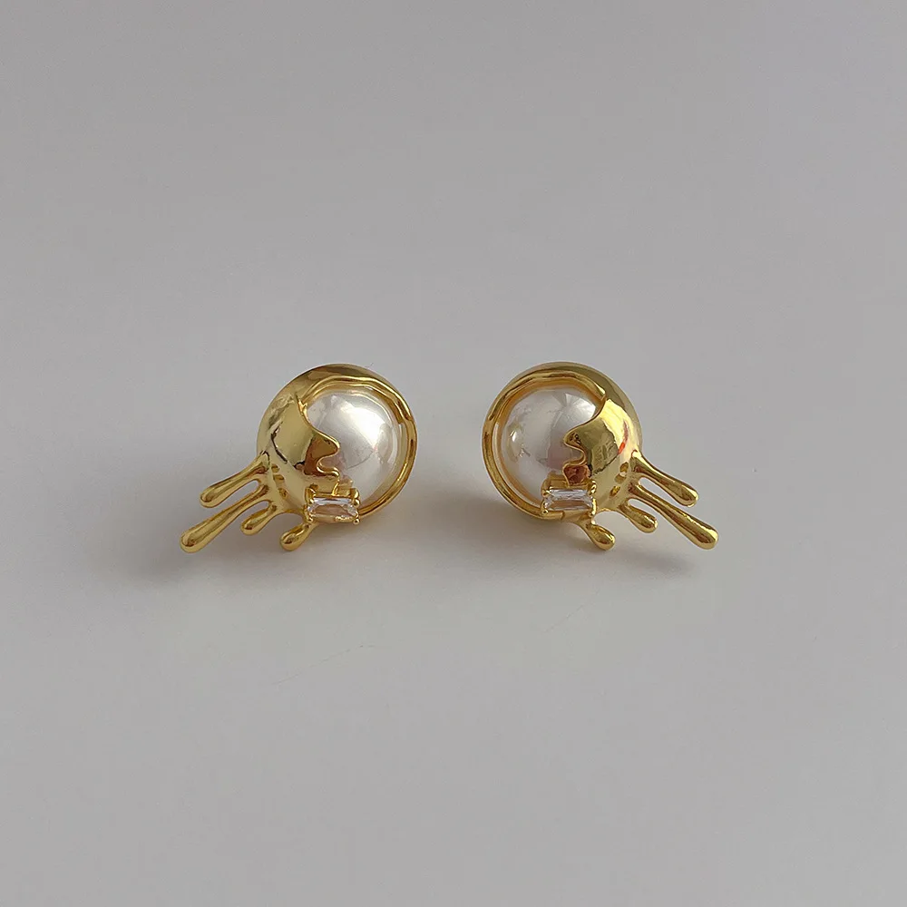 Wholesale Gold Plating High Polished CZ Round Pearl Earrings Popular 925 Silver Pins Diamond Pearl Stud Earrings