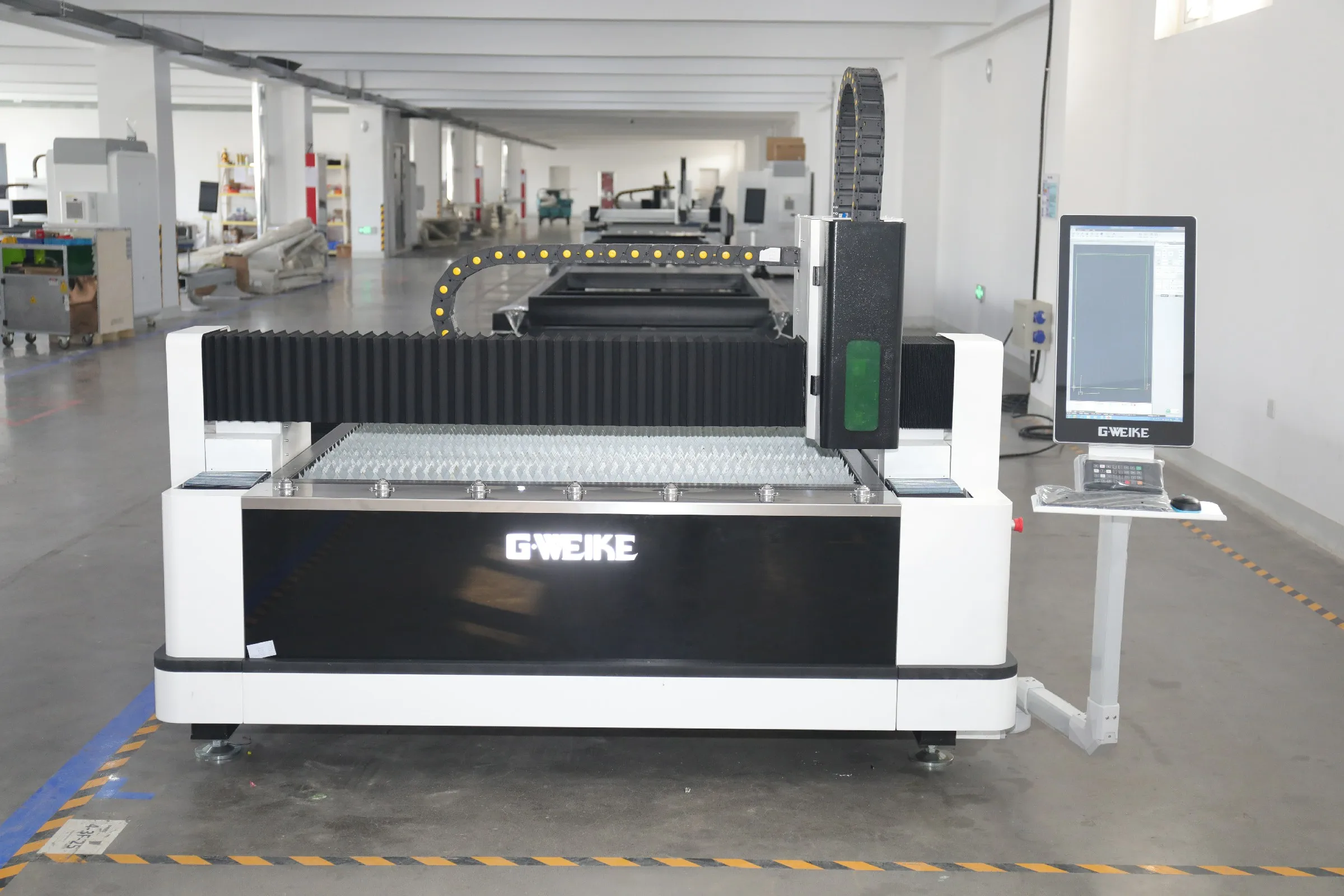 Fast delivery Economical China factory direct industry laser equipment 1kw 1.5kw 3kw fiber laser cutting machine price