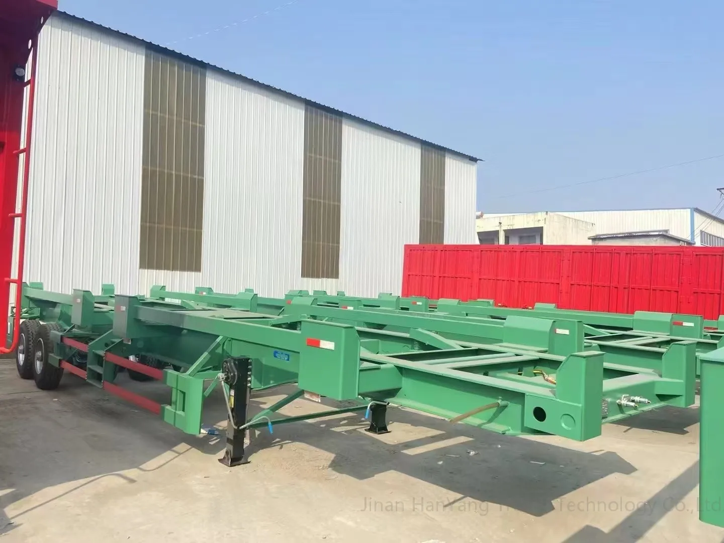 New Style 12 Meter Long Steel Skeleton Semi-Trailers Flatbed Container Semi-Trailer with 12R22.5 Tyre