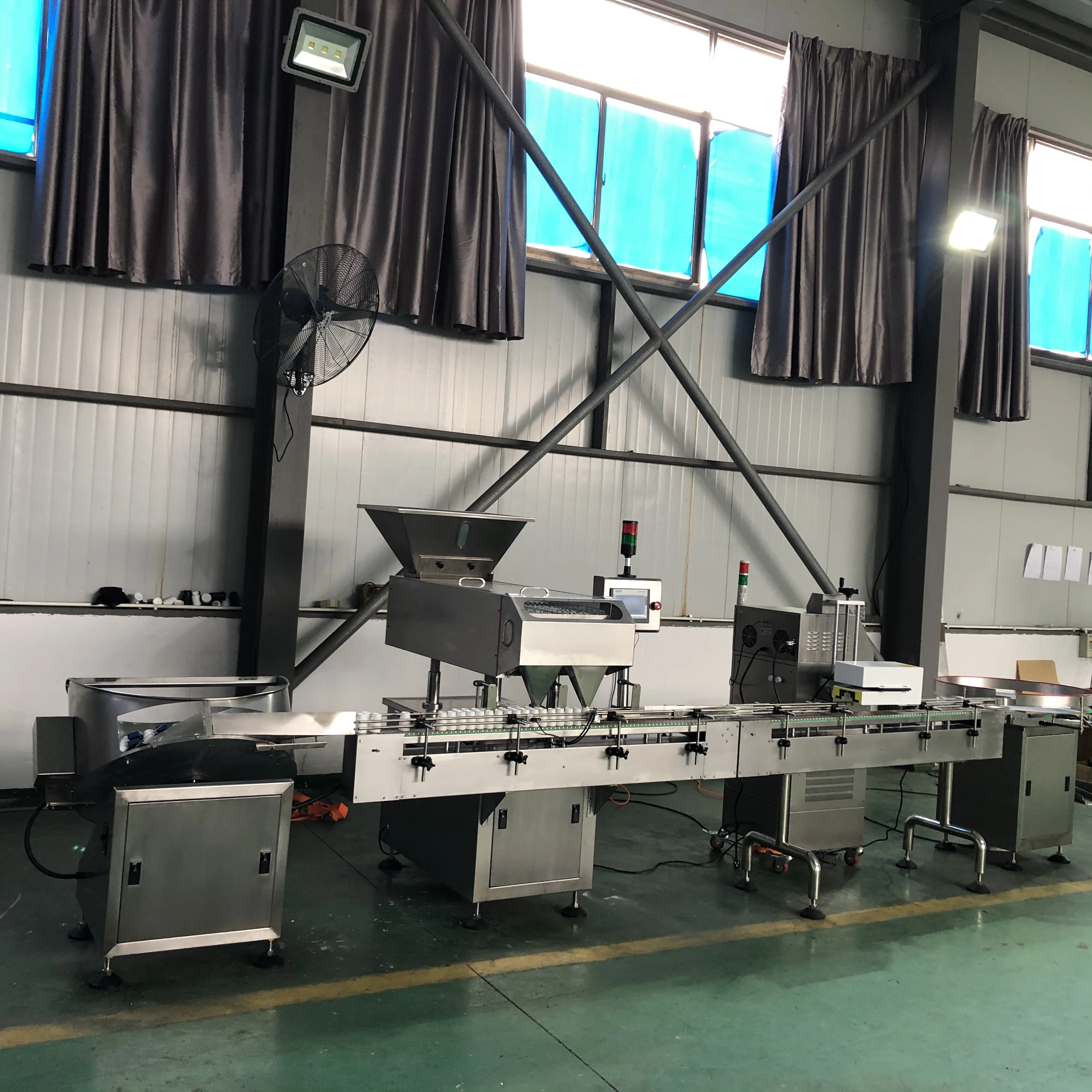 Fashion Electronic Tablet Counters Tray Capsule Counting Medicine