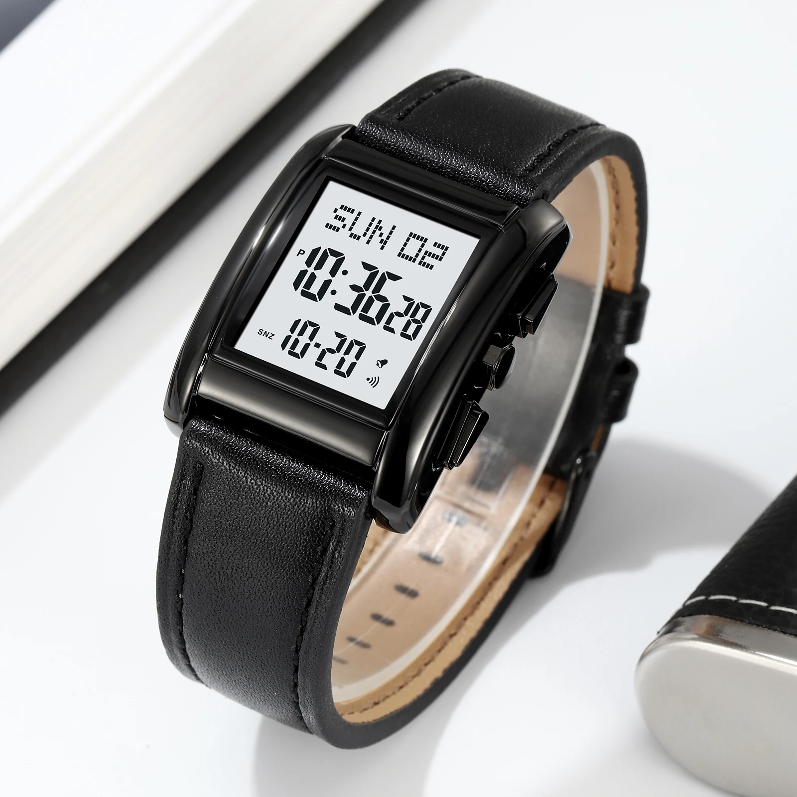 2024 NEW SKMEI 2273 relojes hombr al por mayor digital watch metal bracelet mens watches gold luxury waterproof watch