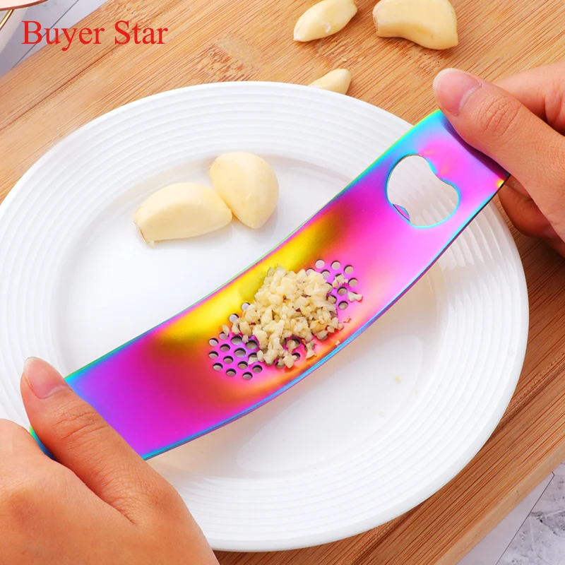 Buyer Star Kitchen Gadget Stainless steel Arc Manual Garlic Press 2 in 1 Bottle Opener Garlic Press