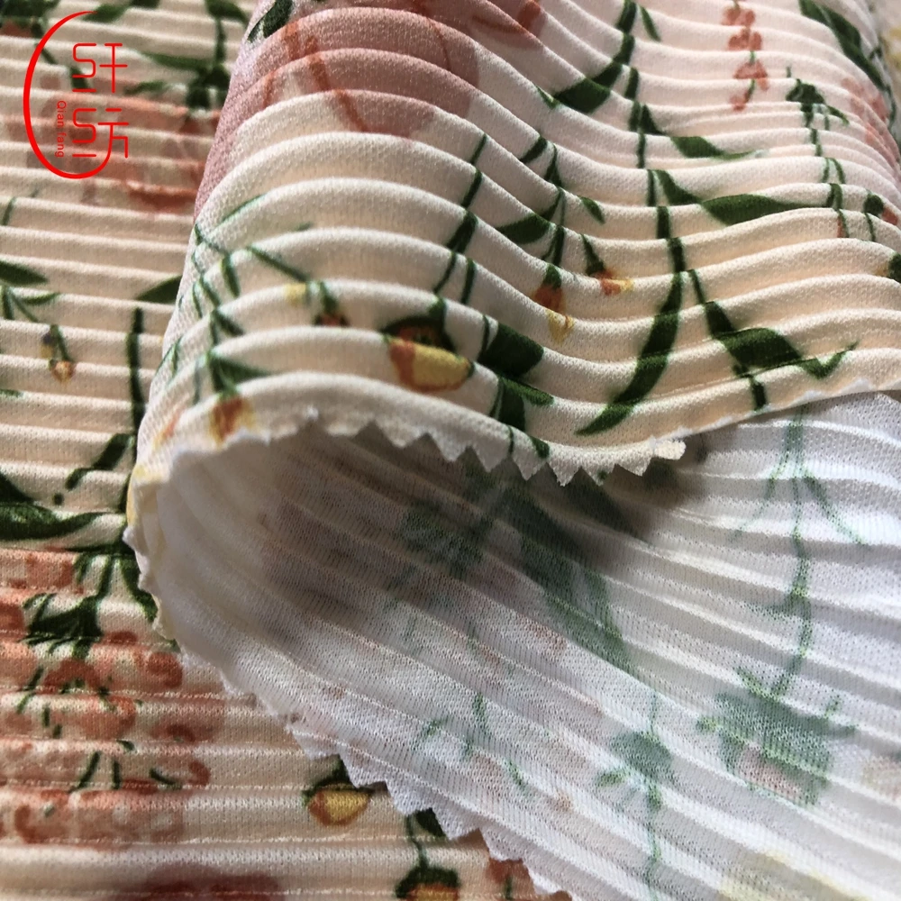 100% Polyester knitting digital print in pleated fabric for women and girl garment for USA market