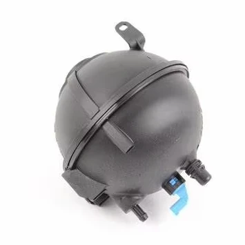 17138616418 17137823544 17137639464 High quality automotive engine coolant pot Expansion pot Overflow reservoir for BMW F25 F26