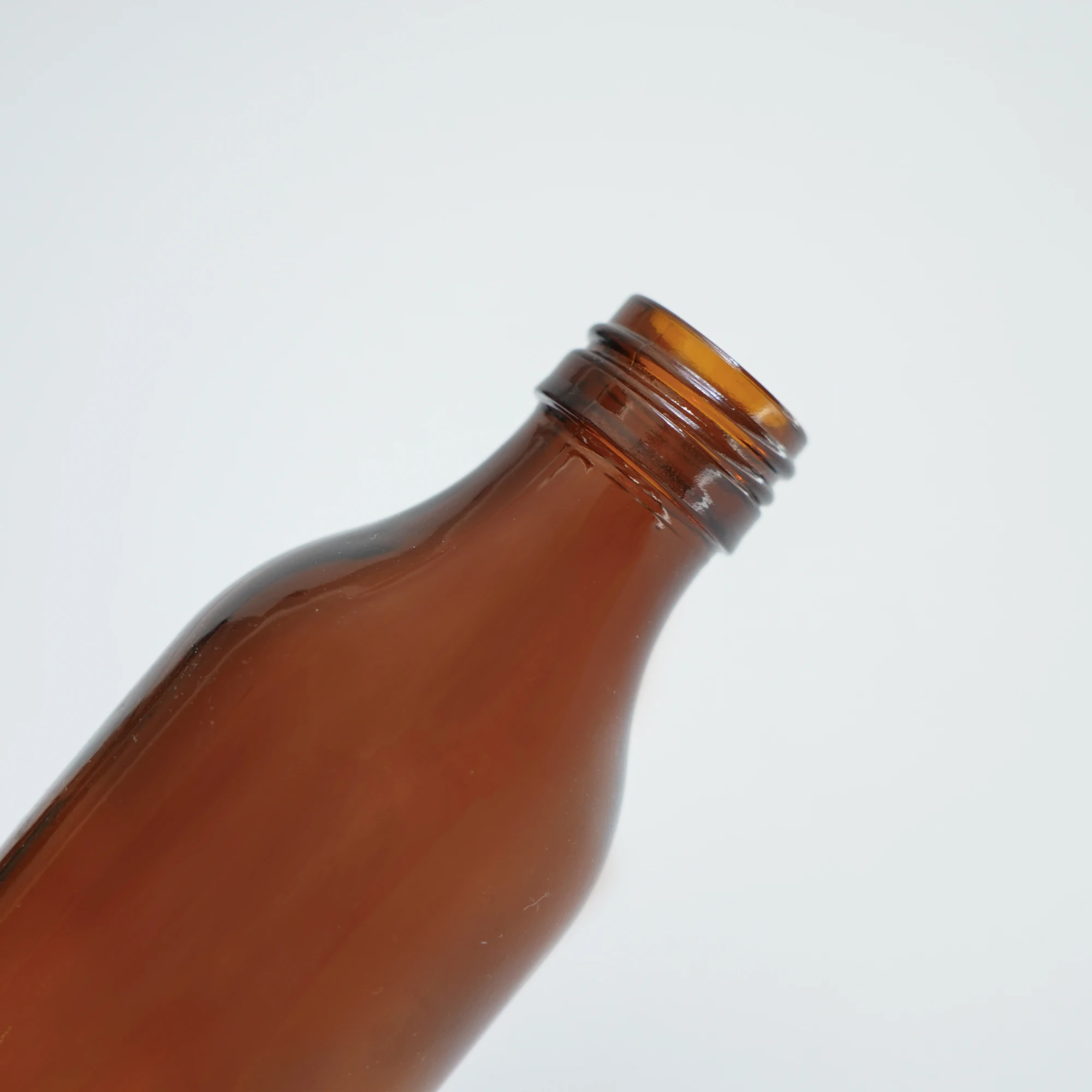Wholesale Custom 160ml Premium Medicine Amber Round Glass Bottle