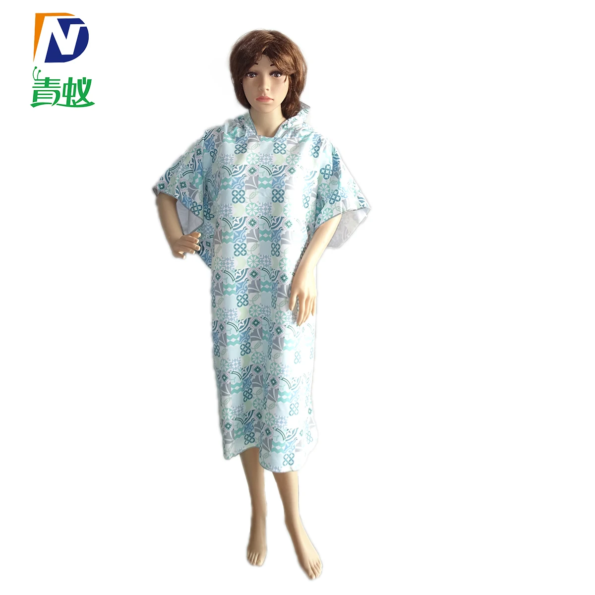 FREE SAMPLE Manufacturer custom printing sand free  adult size OEM quick drying  microfiber ponchos