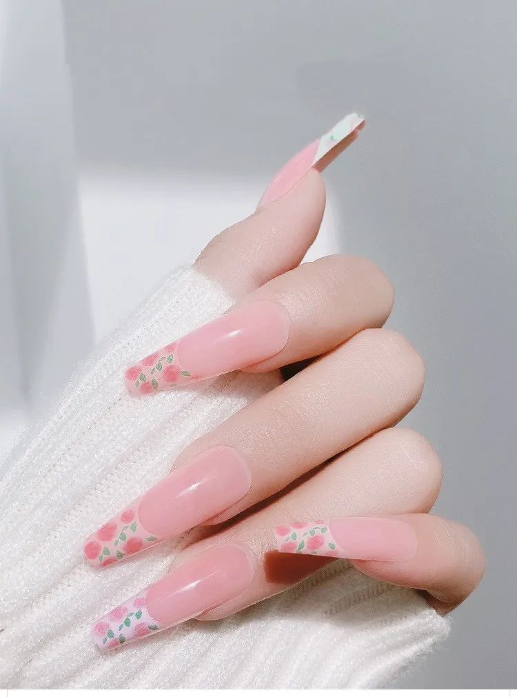 Wholesale 20 Design Nail Chain Blush Checkerboard Camellia Design Wearable Press On Nail Tips Kit