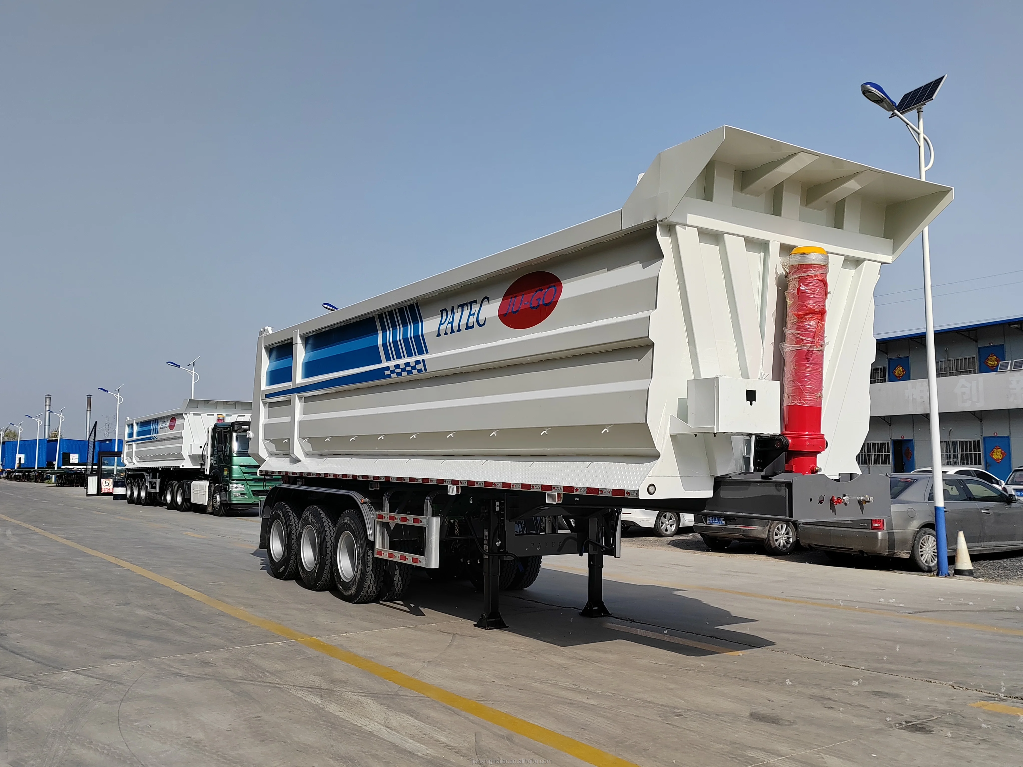 China High Quality Heavy Duty 3 Axis 32cbm Tipper Tipping Semi Trailer With Hydraulic Cylinder for Sale