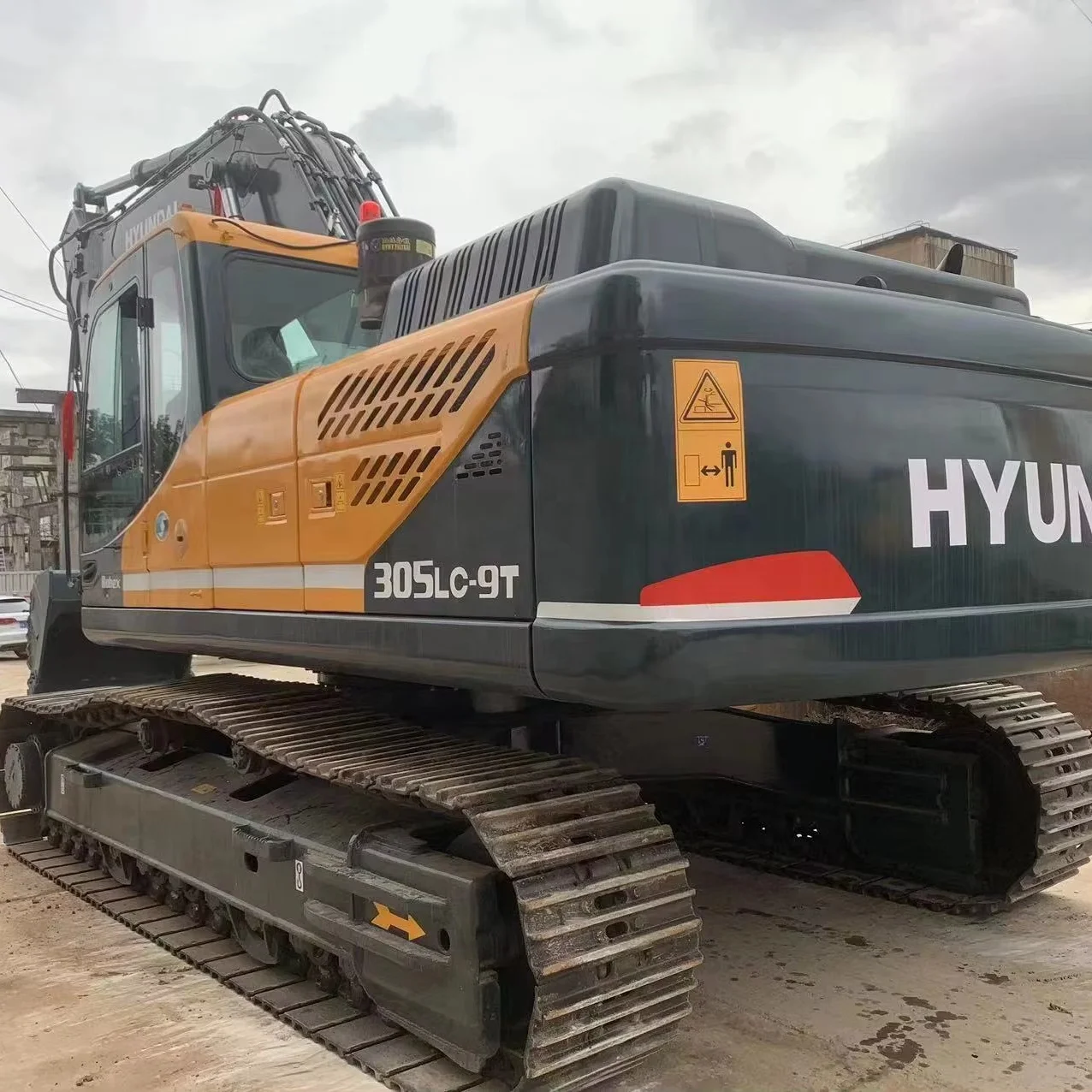 tractors Cheapest Price used cat crawler excavators hyundai lc sw 305 used excavator lu 9t