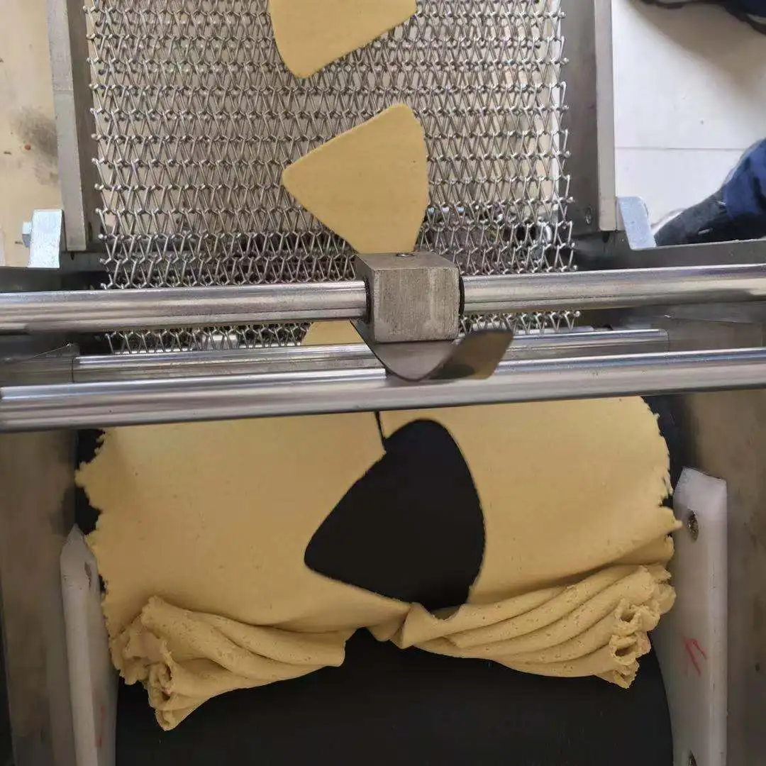 Full Automatic industrial flour corn mexican tortilla machine taco roti maker press bread grain product tortilla making machines