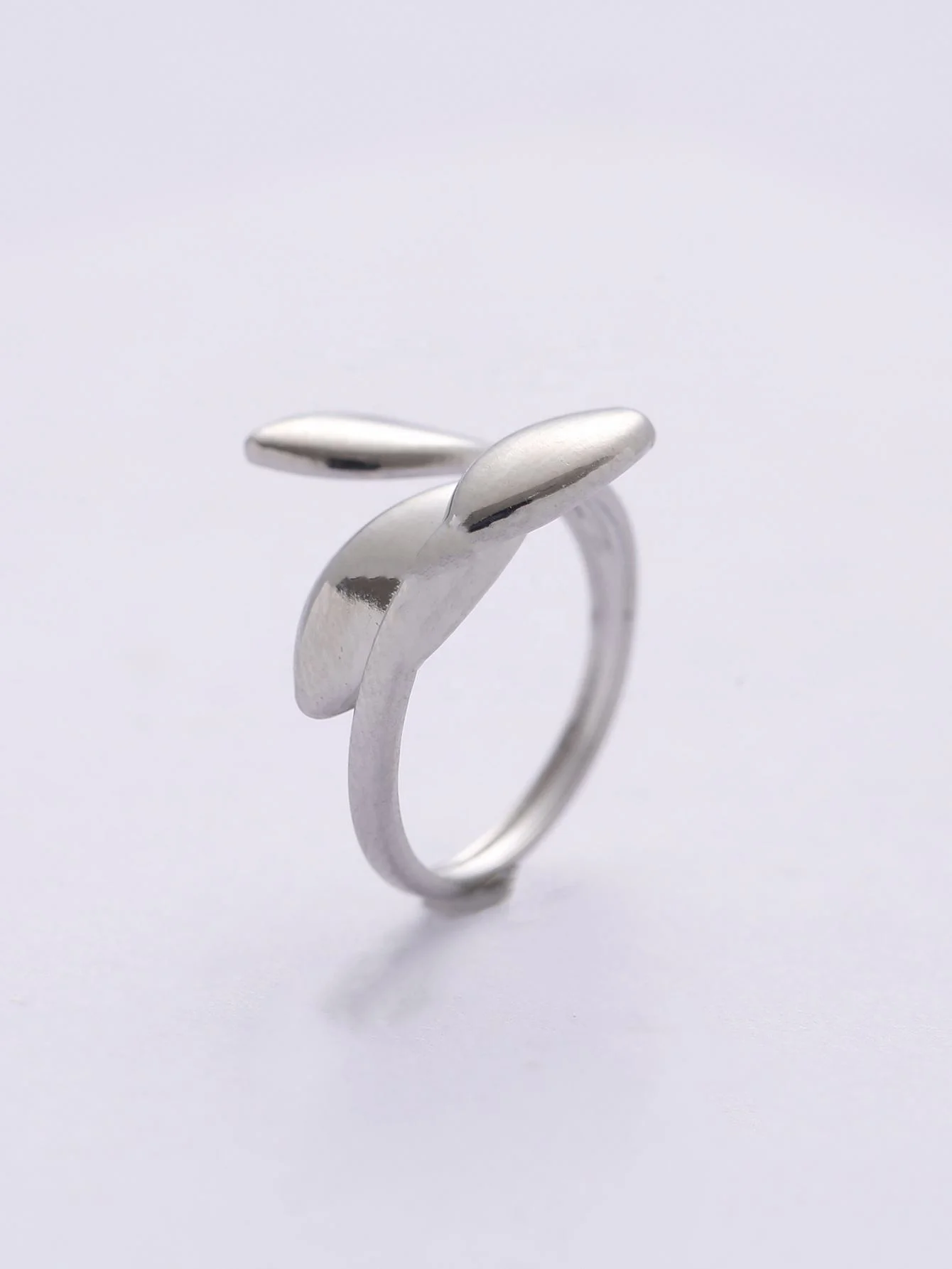 Trendy simple design jewelry platinum color stainless steel 3in 1 resizable smart ring for young lady