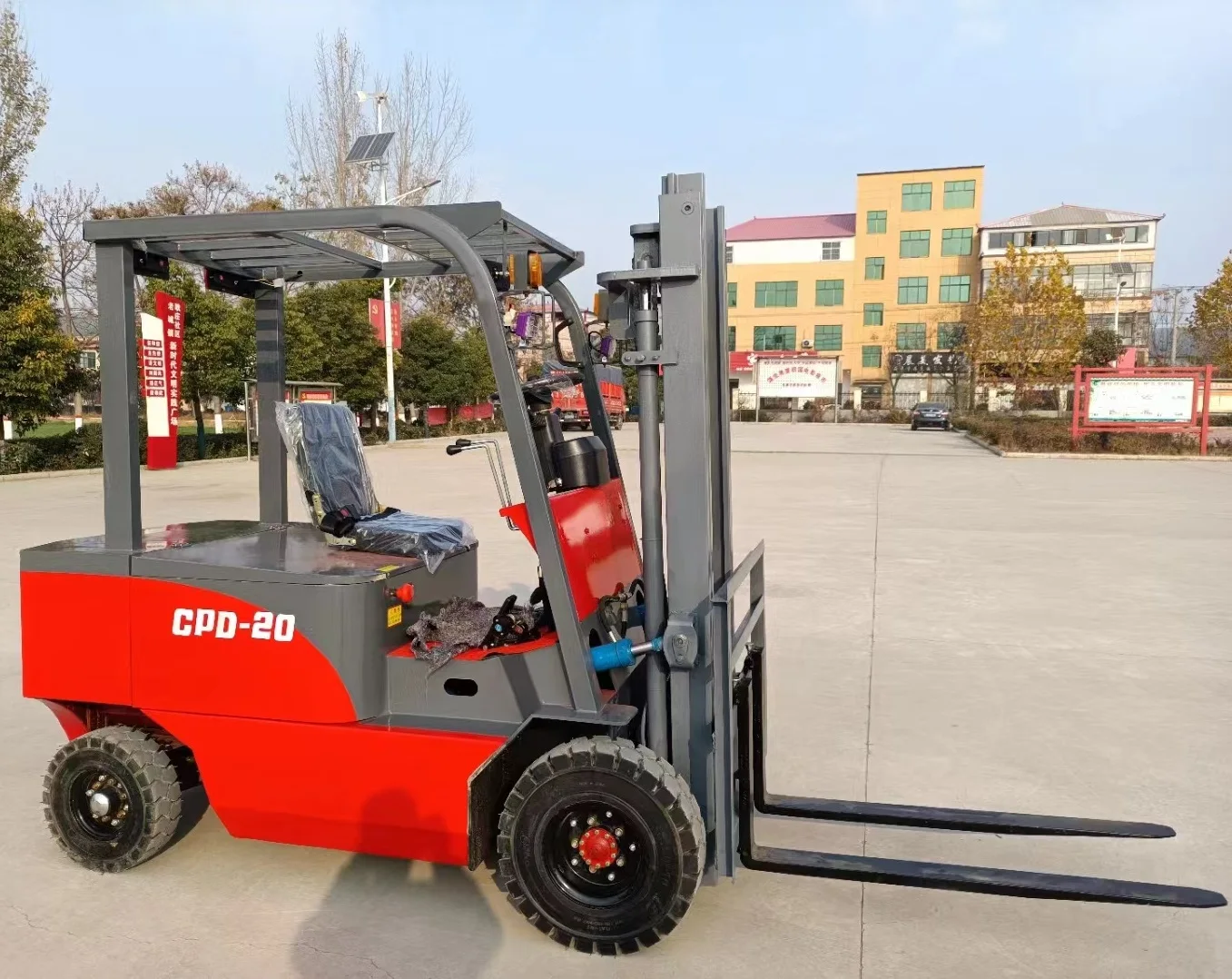 China Manufacturer Factory High Quality 1.5 Ton Diesel Forklifts 3 Ton 2.5 Ton Forklift 2 Ton 3.5 Ton 4 Ton New Energy Forklift