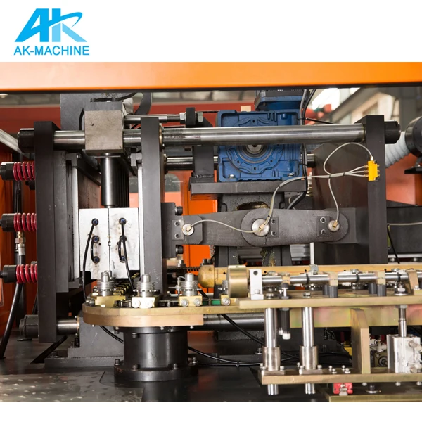 bottle making machine / PET bottle blow molding machine / stretch blow moulding machine