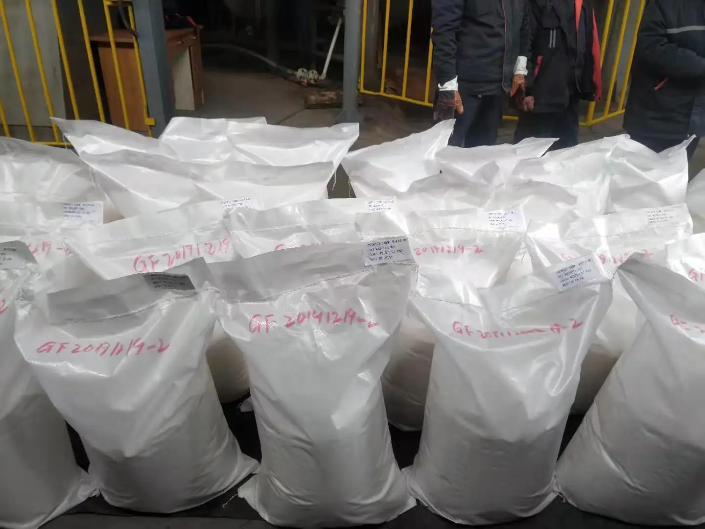 purity 99% AMBERLITE(R) IRA-400 (CL) with high quality CAS 60177-39-1